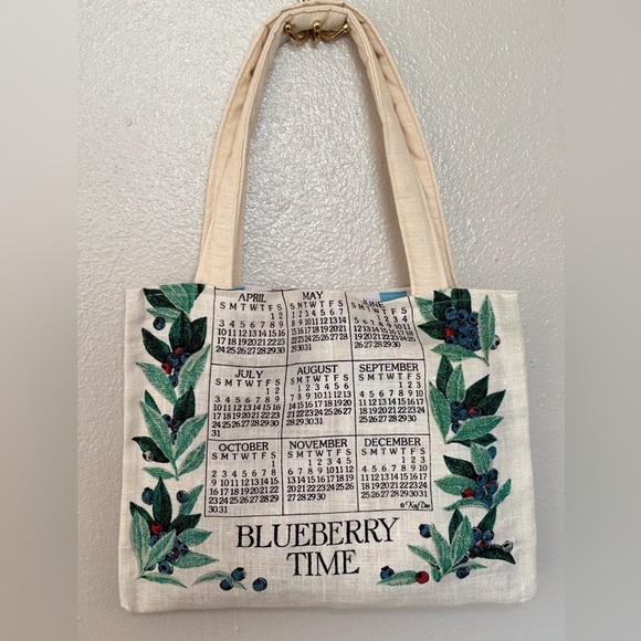 Hand Crafted Canvas Tote with Blueberry and Basket Design - Picture 4 of 6